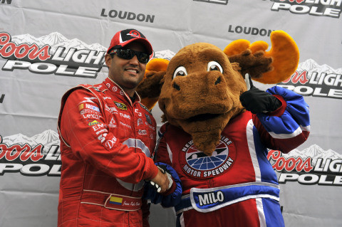 Талісман Майло New Hampshire Motor dreg recing mascot